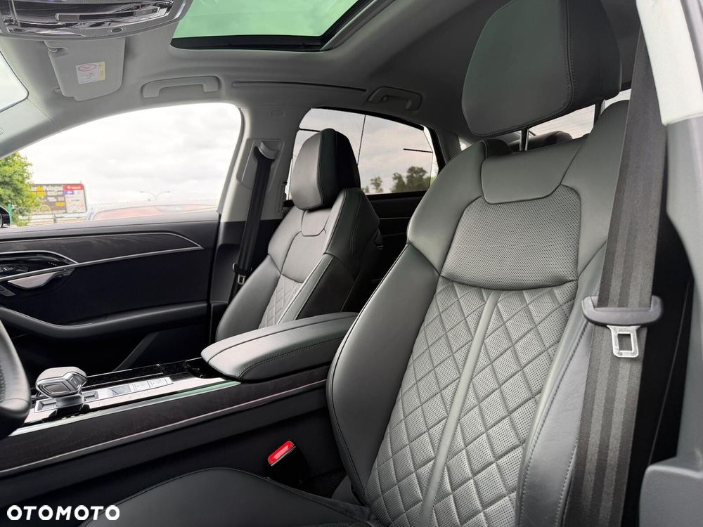 Audi A8 - 14