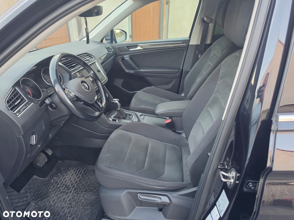 Volkswagen Tiguan - 12