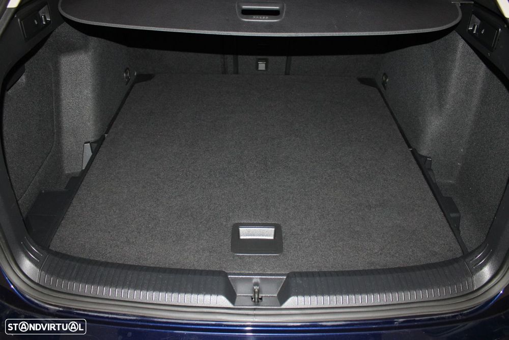 VW Golf Variant 2.0 TDi Life - 27