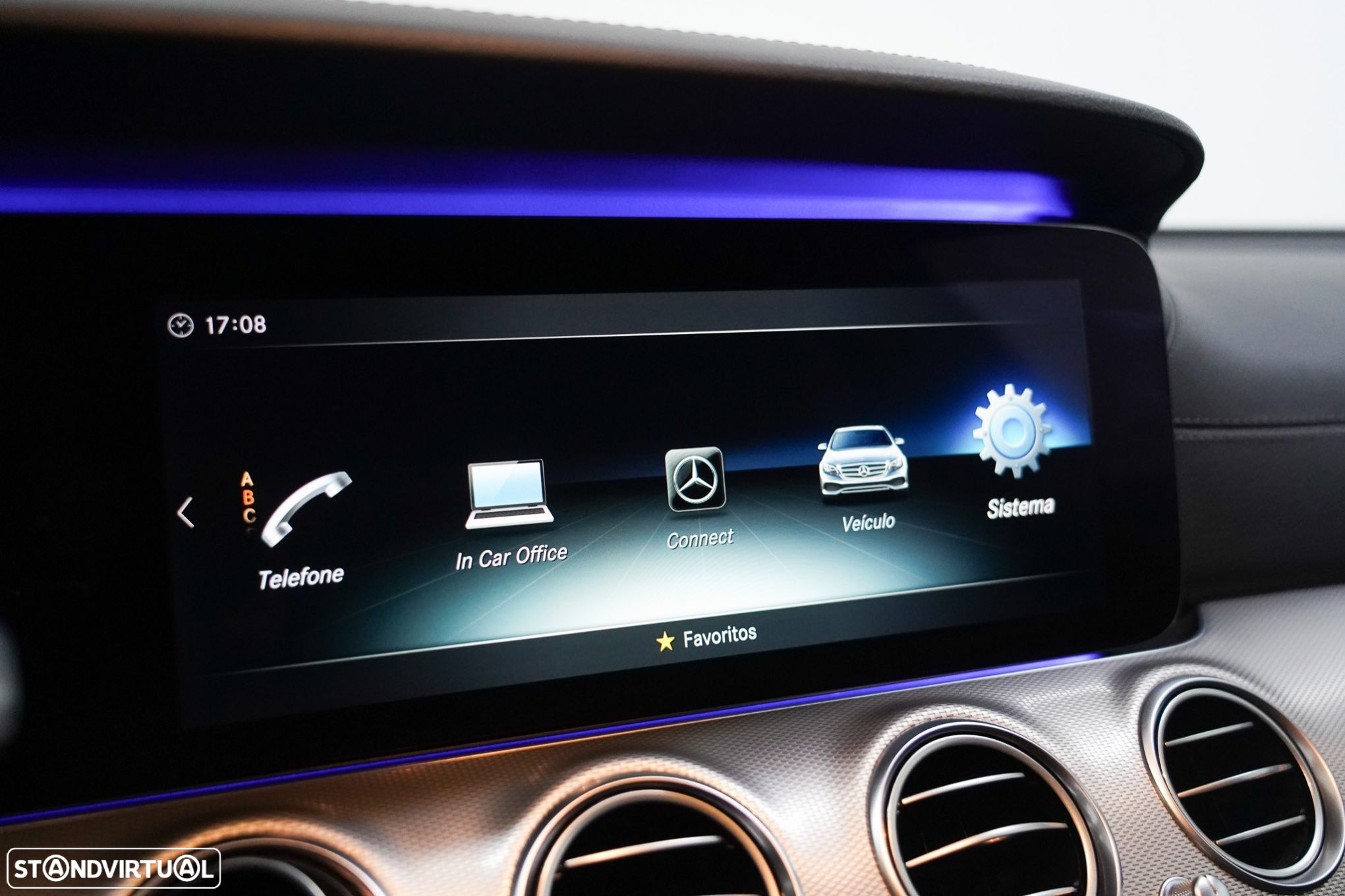 Mercedes-Benz E 220 d AMG Line - 14
