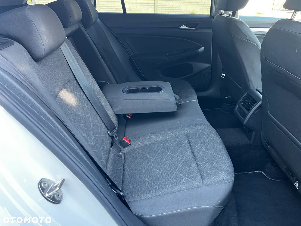 Volkswagen Golf 2.0 TDI Style - 23