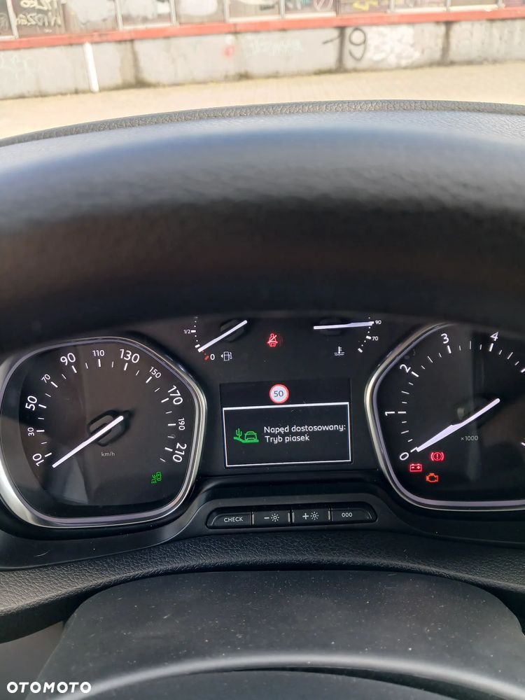 Opel Vivaro - 24