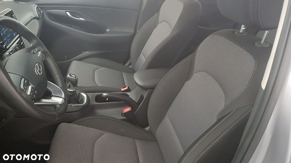 Hyundai i30 - 16