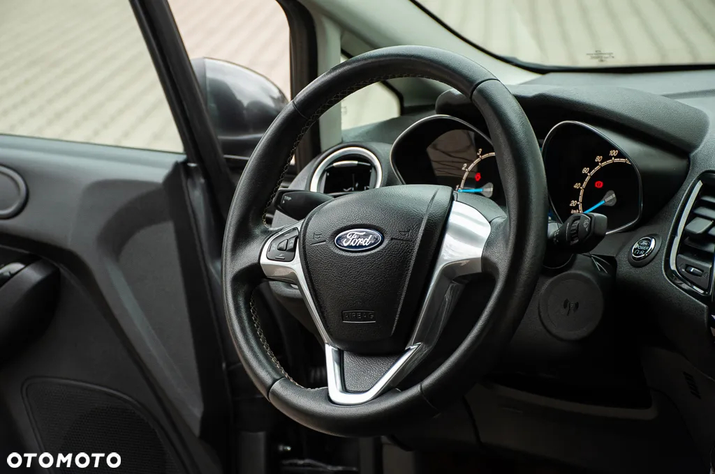 Ford Fiesta 1.0 EcoBoost Titanium - 13