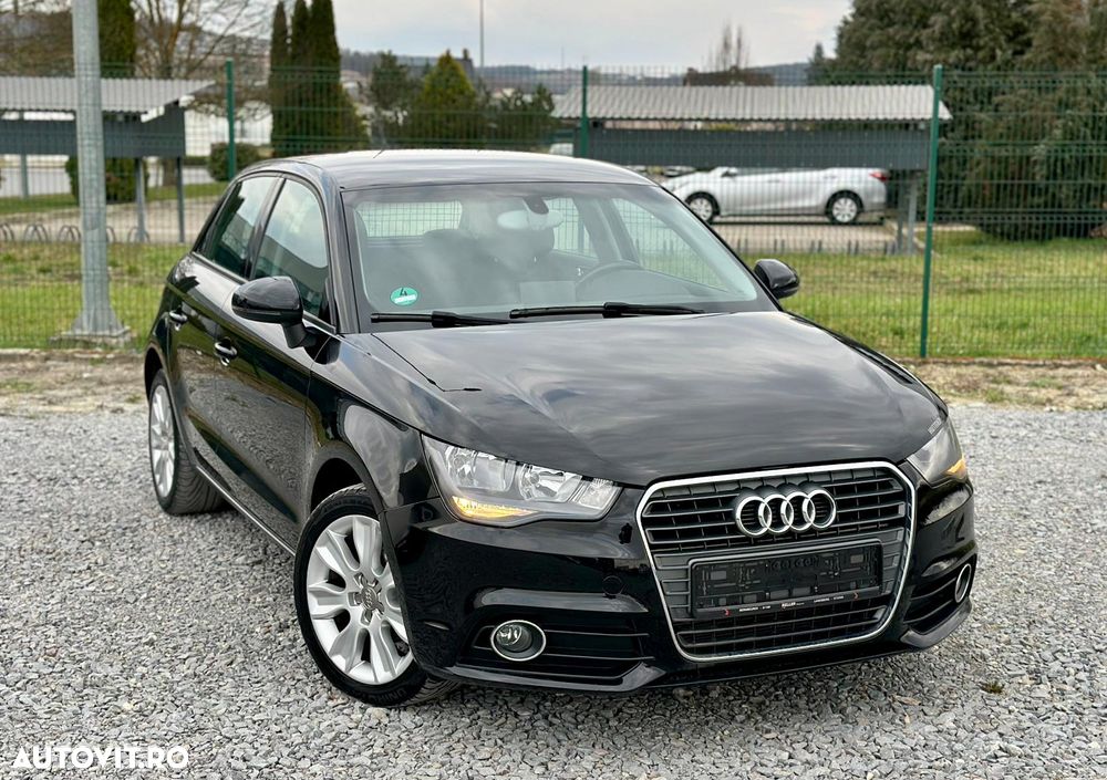 Audi A1 1.2 TFSI ack Attraction - 3