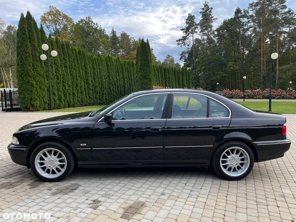 BMW 5 Series 1999 photo 2