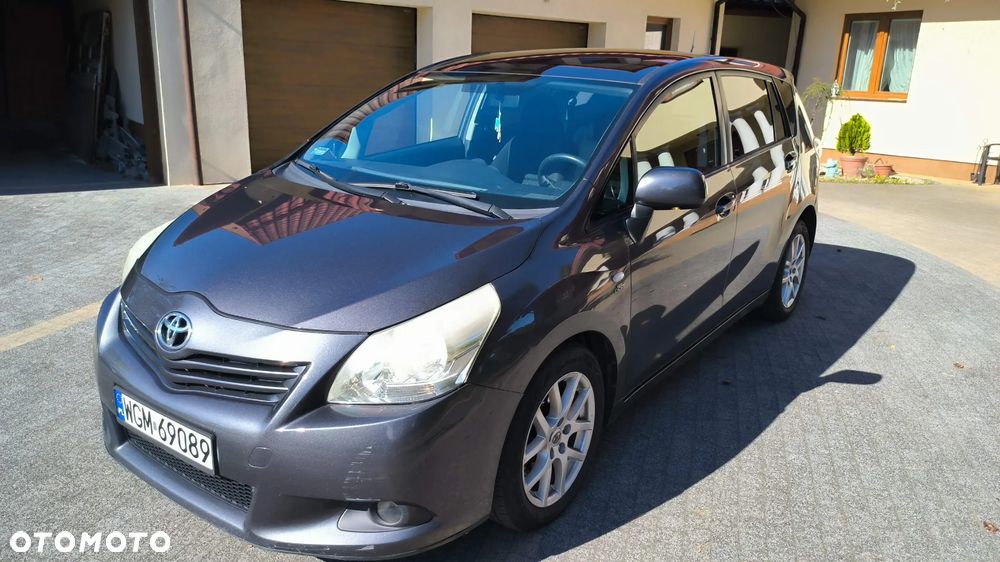 Toyota Verso 2.2 D-CAT Sol 7os - 16