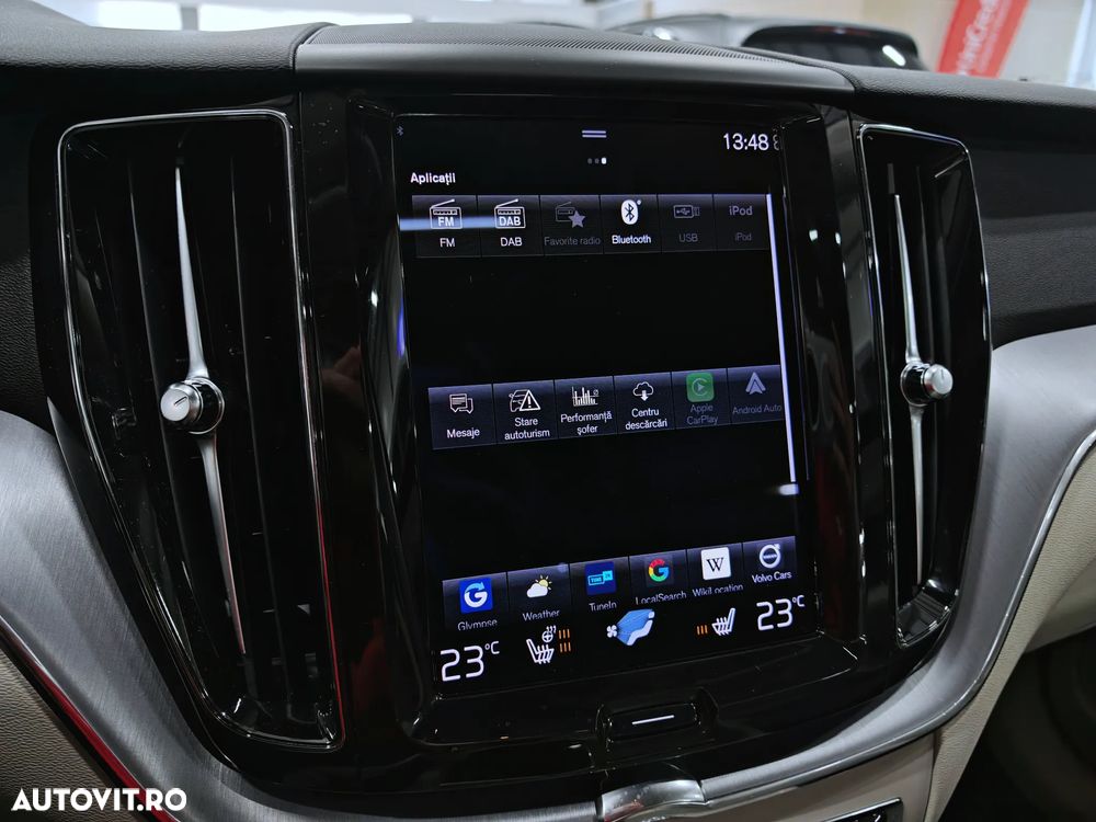 Volvo XC 60 T6 AWD Recharge Geartronic Inscription - 13