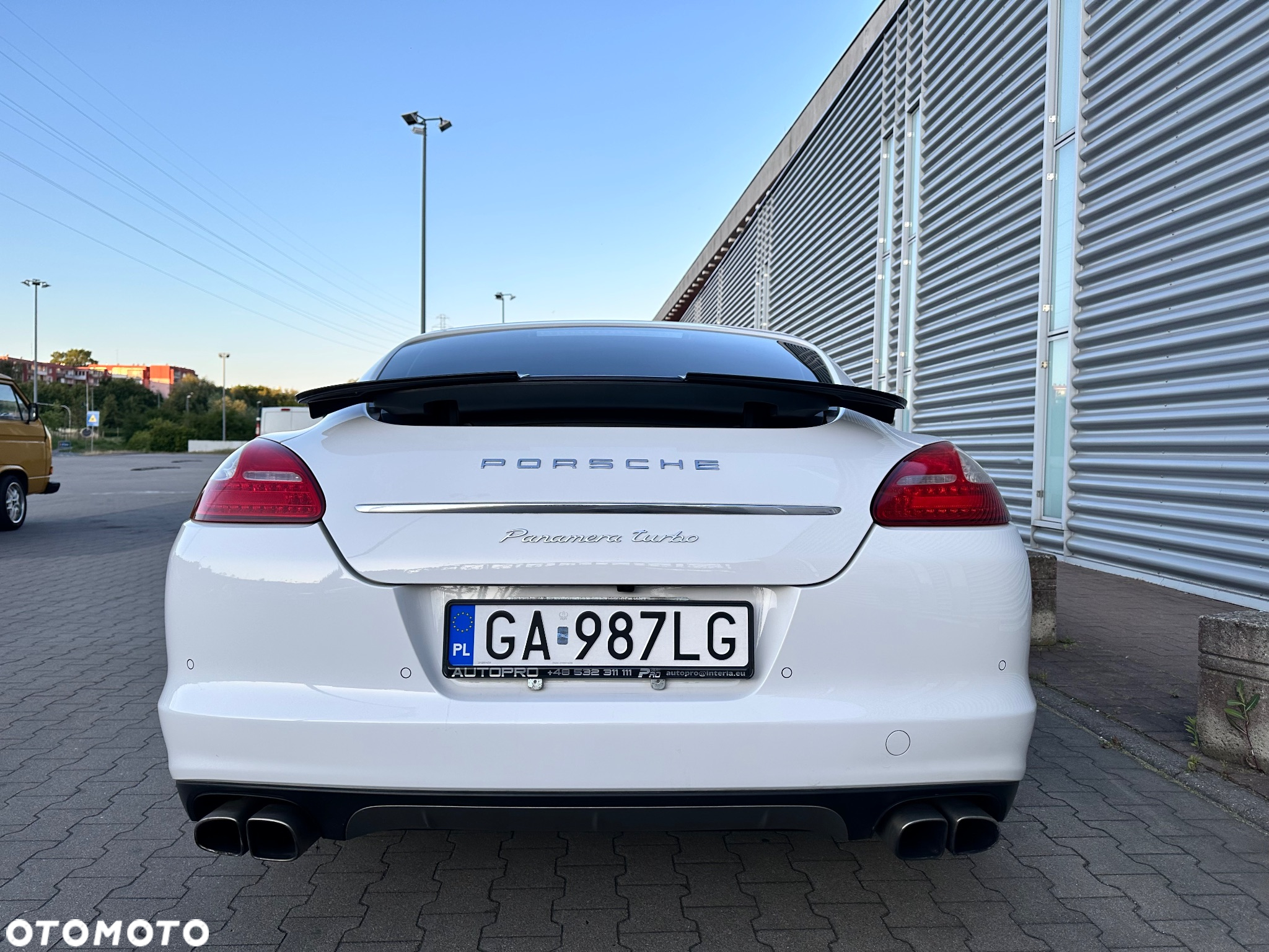 Porsche Panamera Turbo PDK - 4