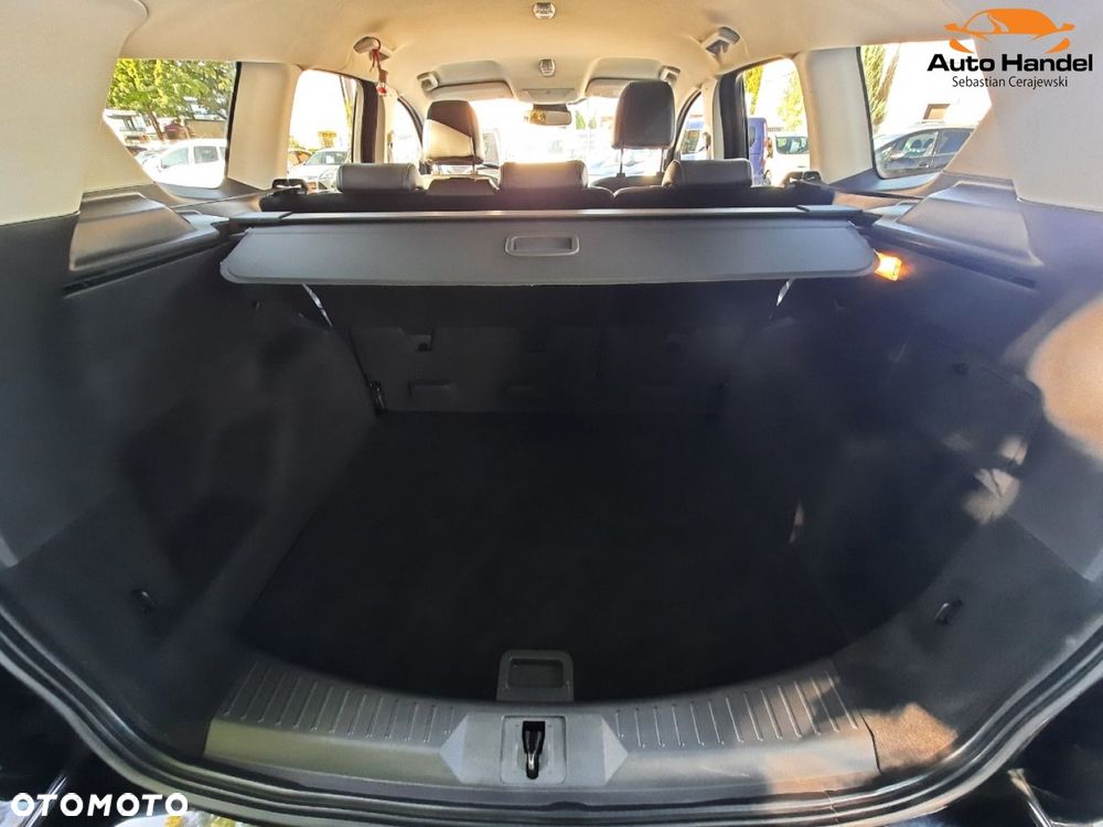 Ford Kuga 1.5 EcoBoost 2x4 Titanium - 13