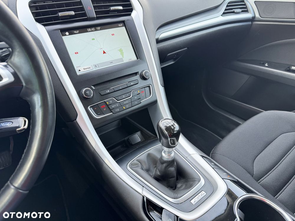 Ford Mondeo 2.0 TDCi STart-Stopp Trend - 26