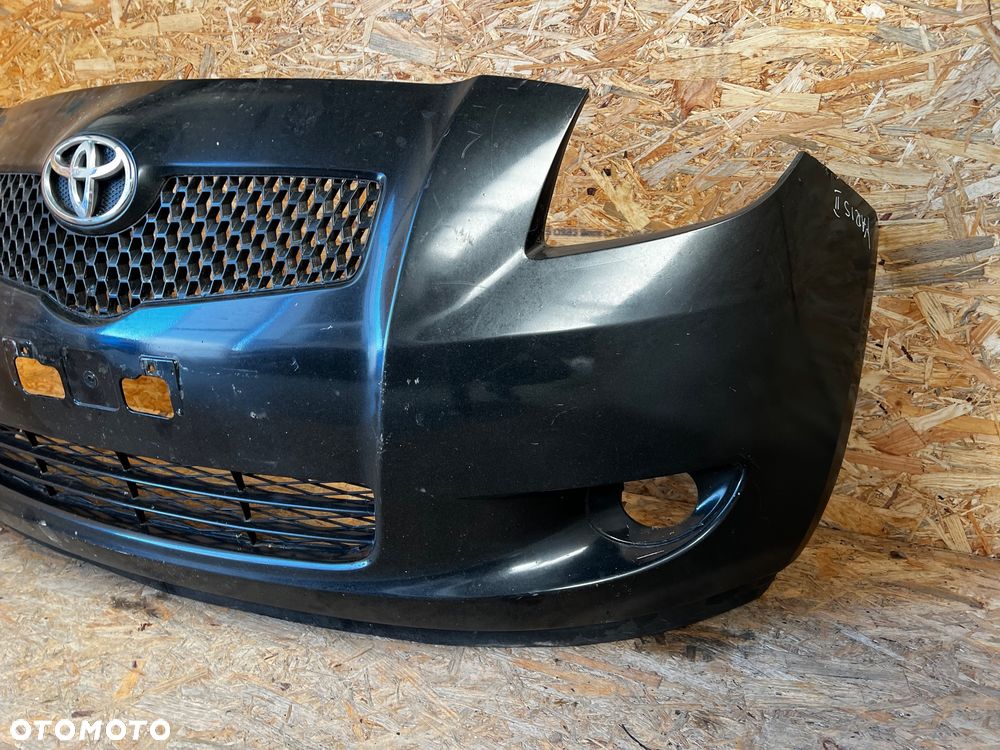ZDERZAK PRZEDNI przód TOYOTA YARIS II 2 - 4