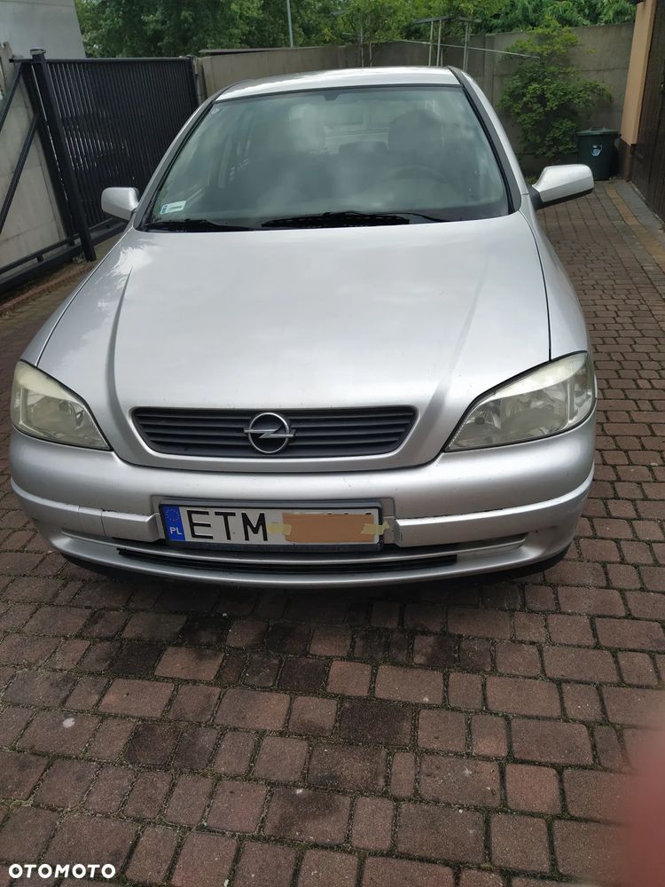 Opel Astra 1.4 - 8