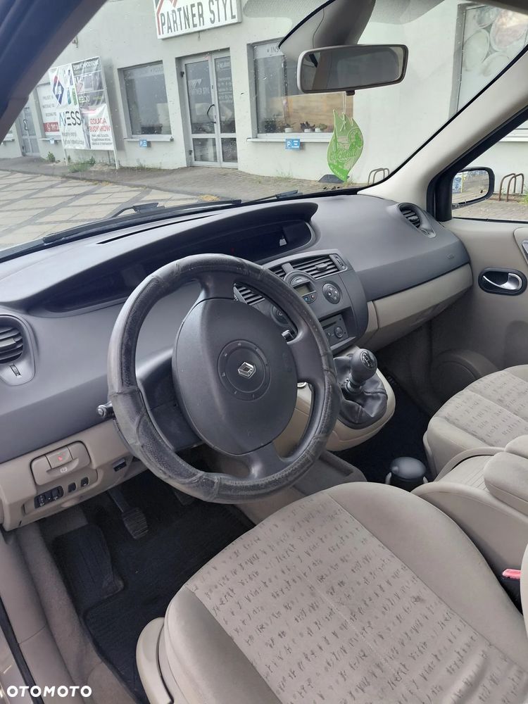 Renault Scenic 2.0 16V Expression - 6