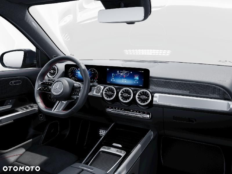 Mercedes-Benz GLB - 5