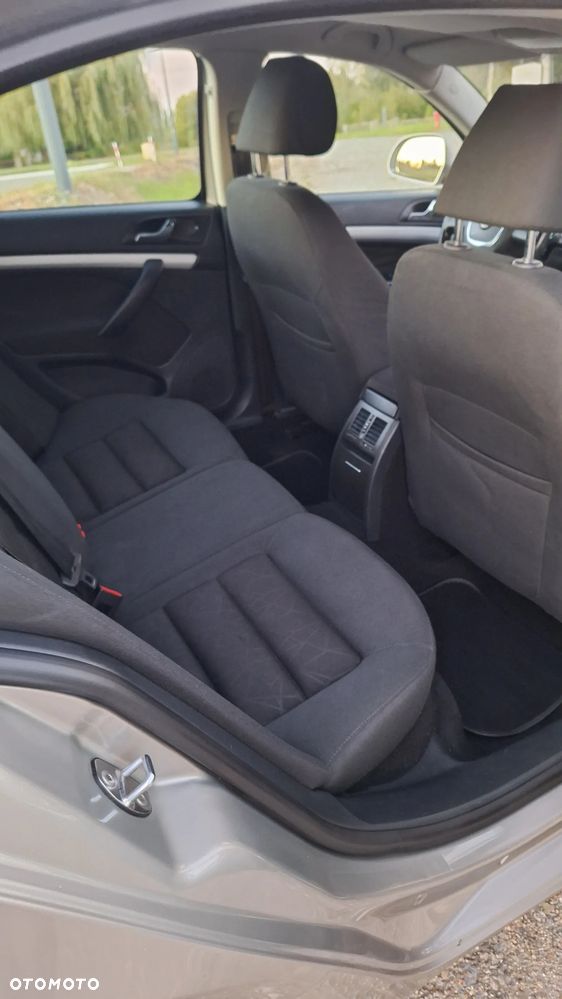 Skoda Octavia 2.0 TDI Family Plus - 17