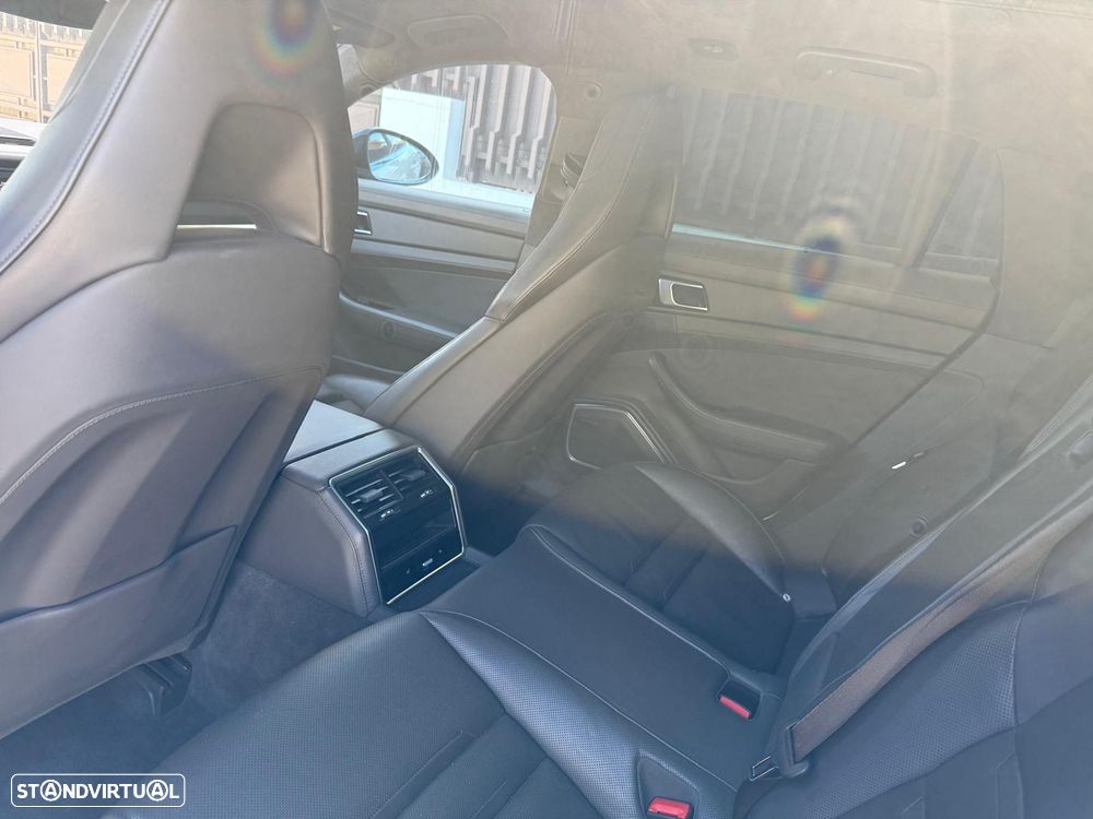 Porsche Panamera Turbo S E-Hybrid Executive - 29