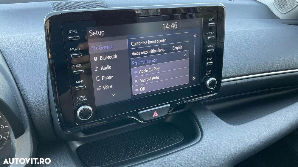 Toyota Yaris 1.5 L Dynamic - 23