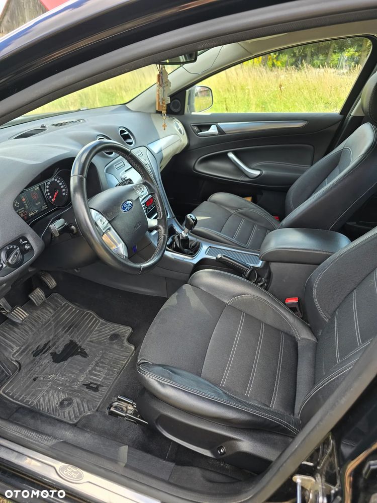 Ford Mondeo 2.0 T Trend - 11