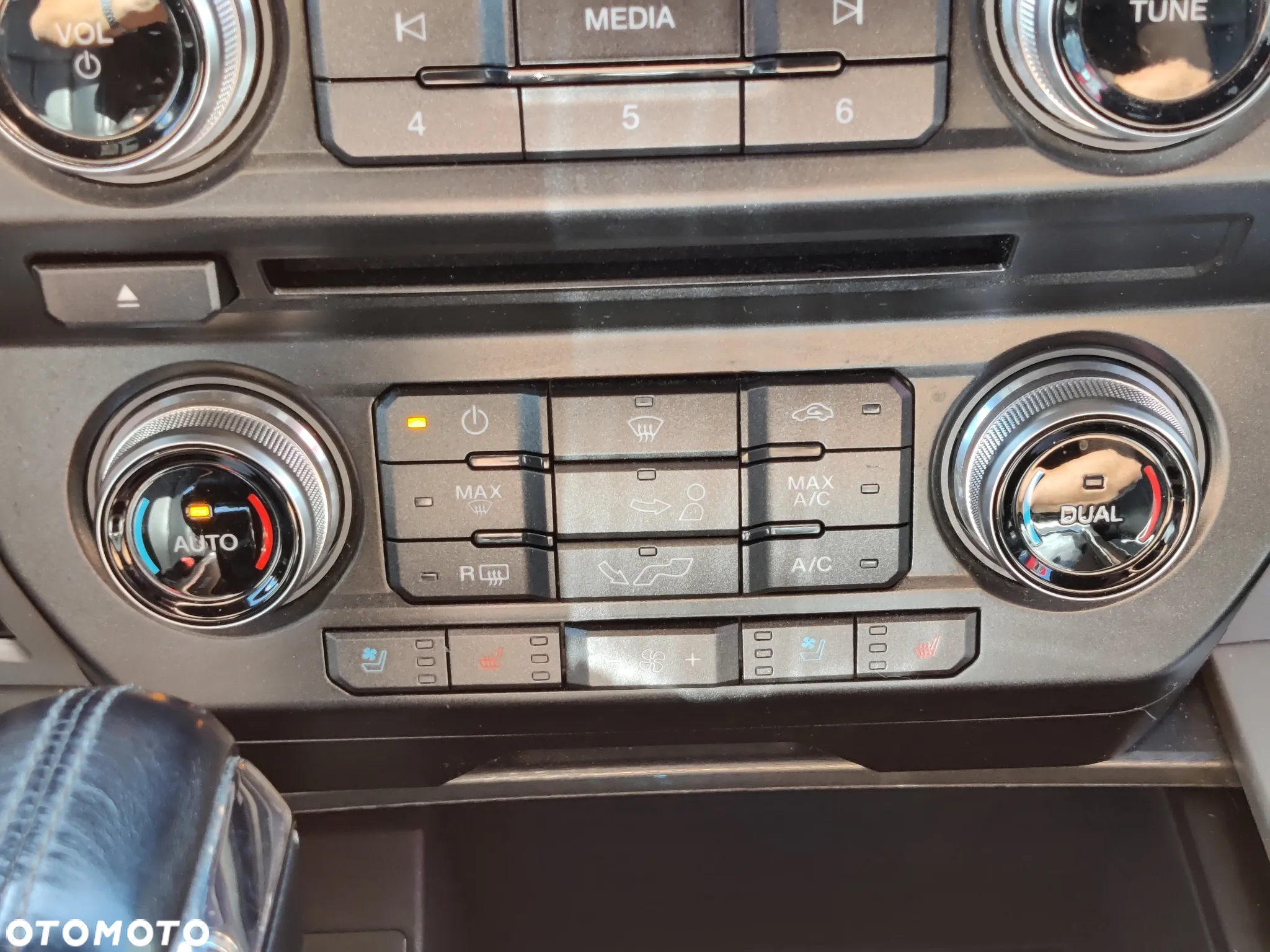 Ford F150 - 15