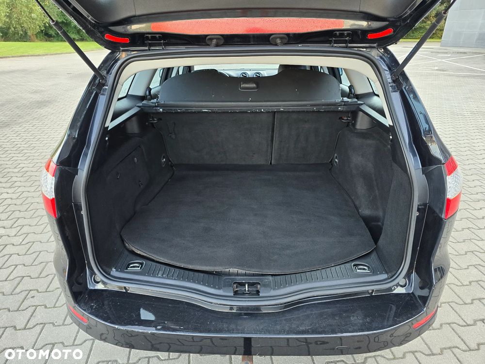 Ford Mondeo 2.0 FF Ghia - 9
