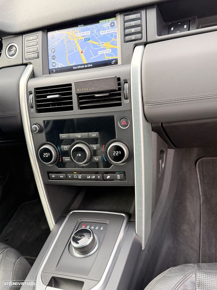 Land Rover Discovery Sport 2.0 TD4 HSE Luxury 7L Auto - 15