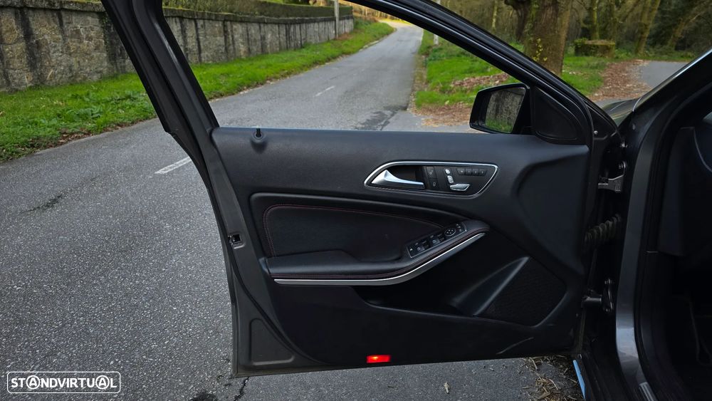 Mercedes-Benz A 220 d 7G-DCT AMG Line - 9