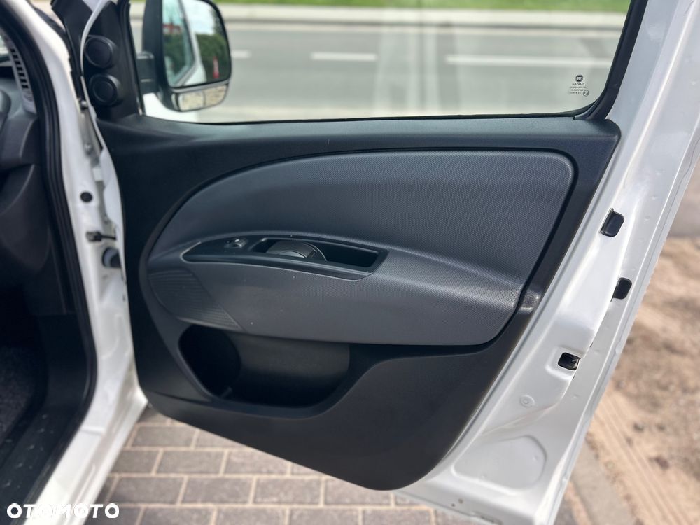 Fiat Doblo - 13