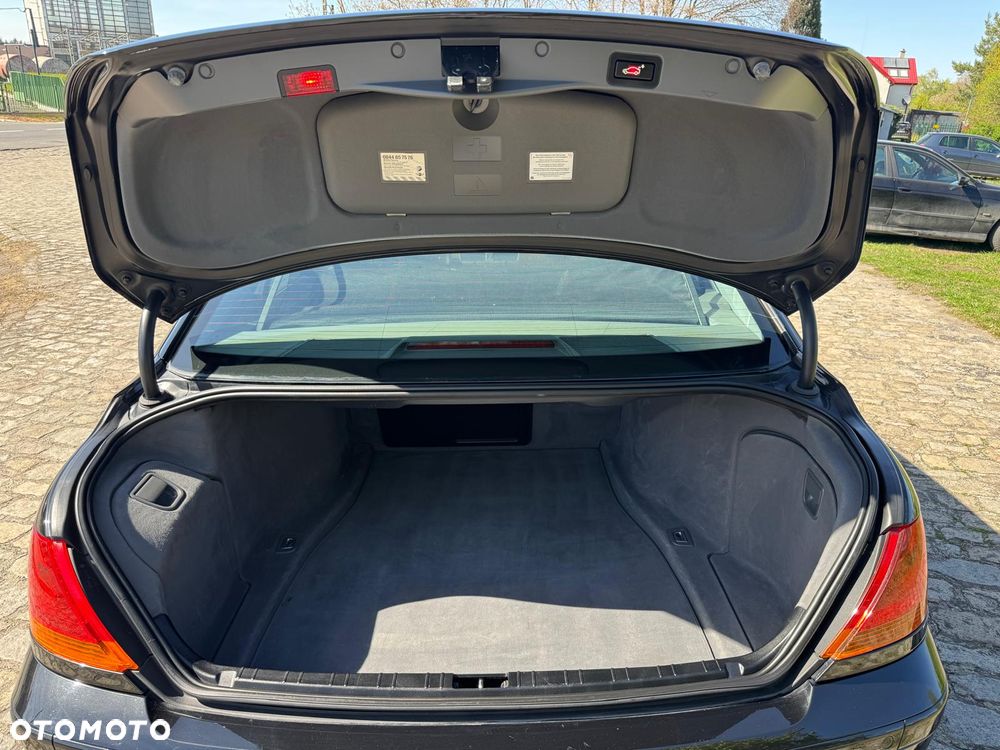 BMW Seria 7 745i - 18