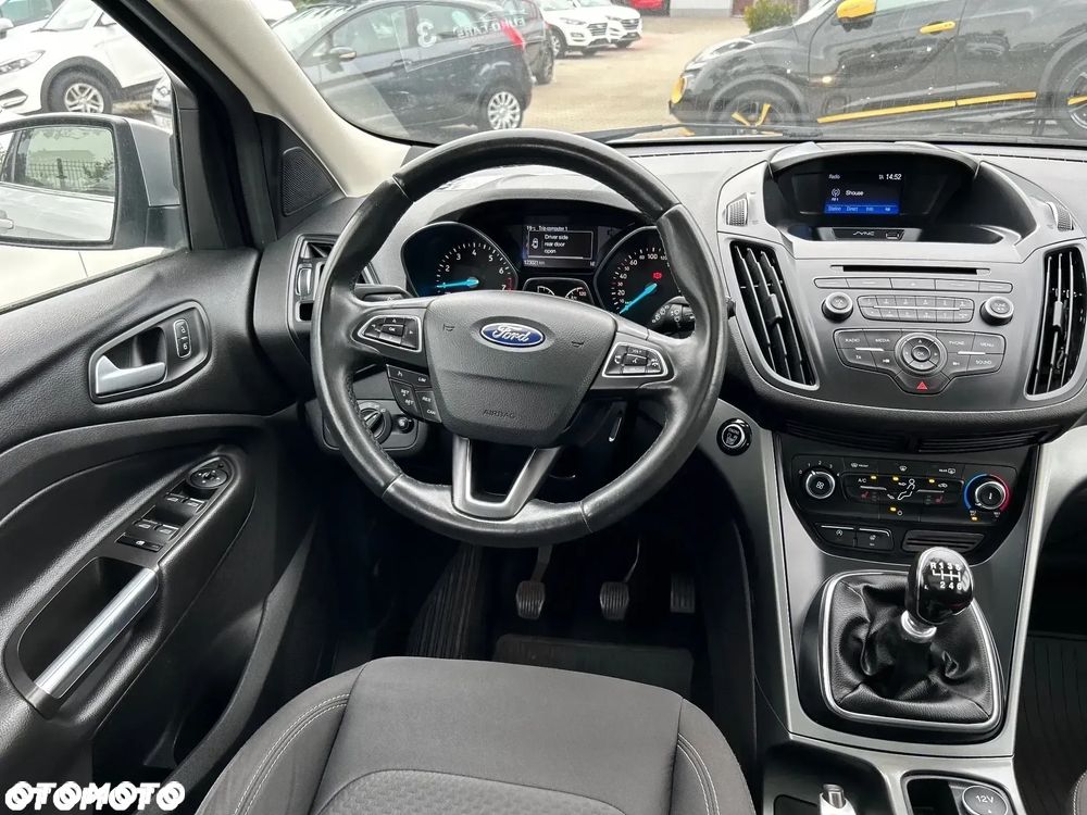 Ford Kuga 1.5 EcoBoost 2x4 Black & Silver - 11