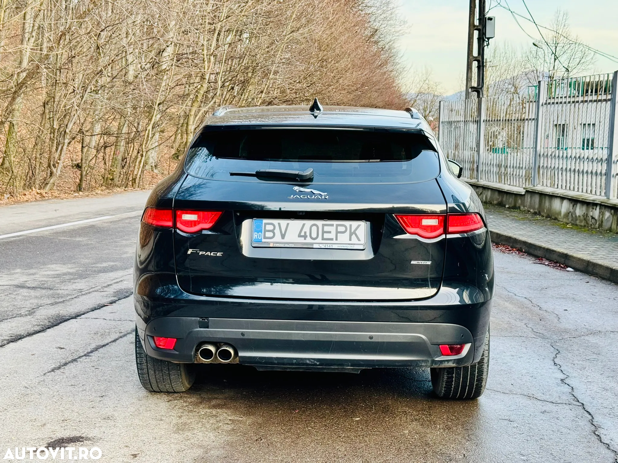 Jaguar F-Pace 20d AWD R-Sport - 5