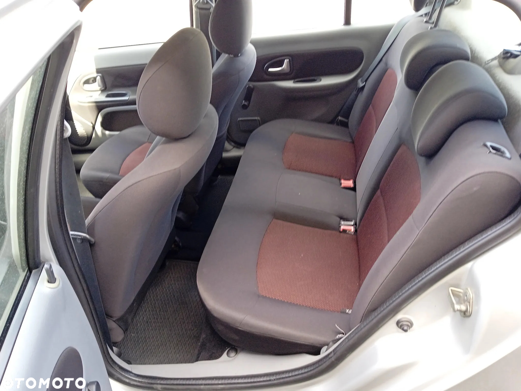 Renault Thalia 1.2 16V Authentique - 6