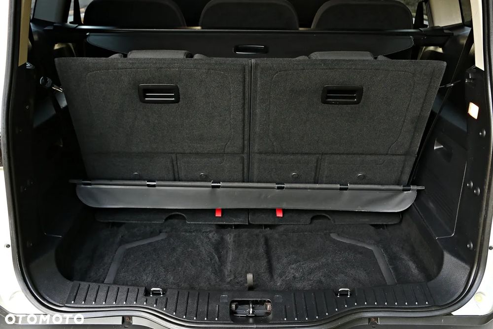 Ford S-Max 2.0 TDCi DPF Champions Edition - 10