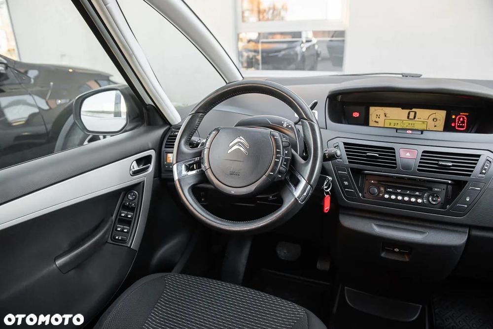 Citroën C4 Picasso 1.6 e-HDi FAP EGS6 Exclusive - 17