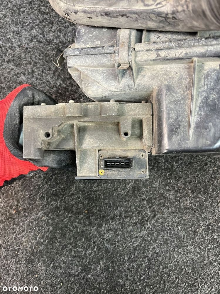 przepływomierz obudowa filtra powietrza vw jetta 1.3b - 8