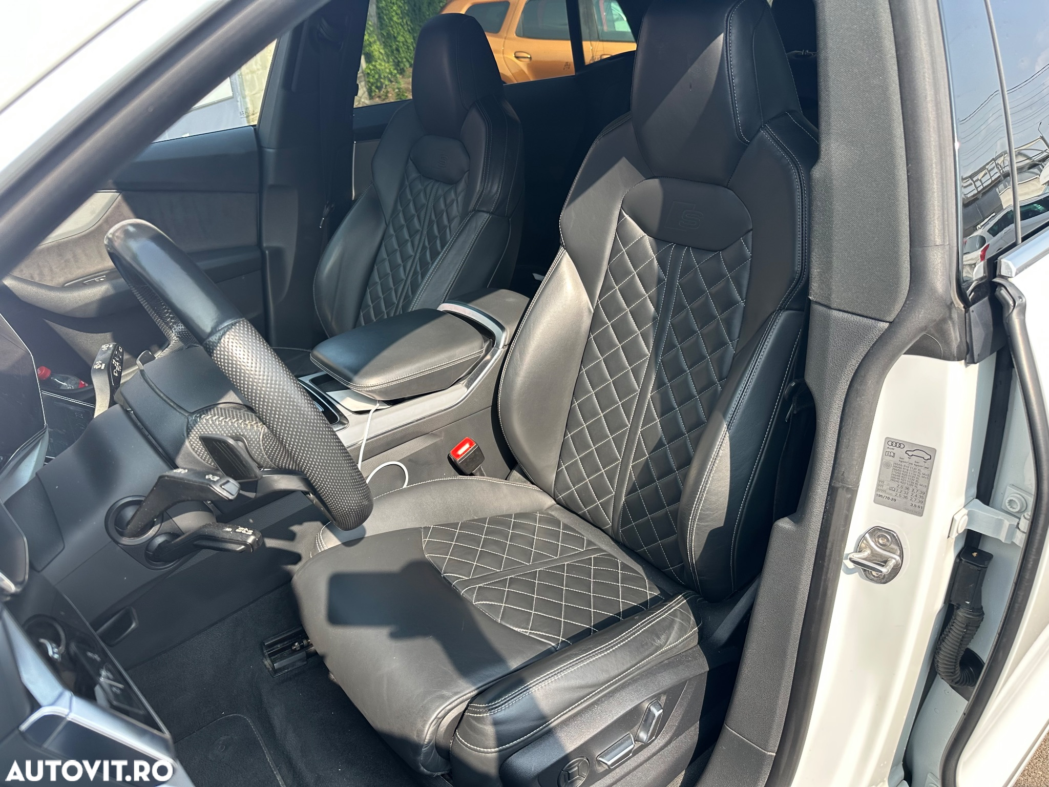 Audi Q8 50 TDI quattro Tiptronic - 13