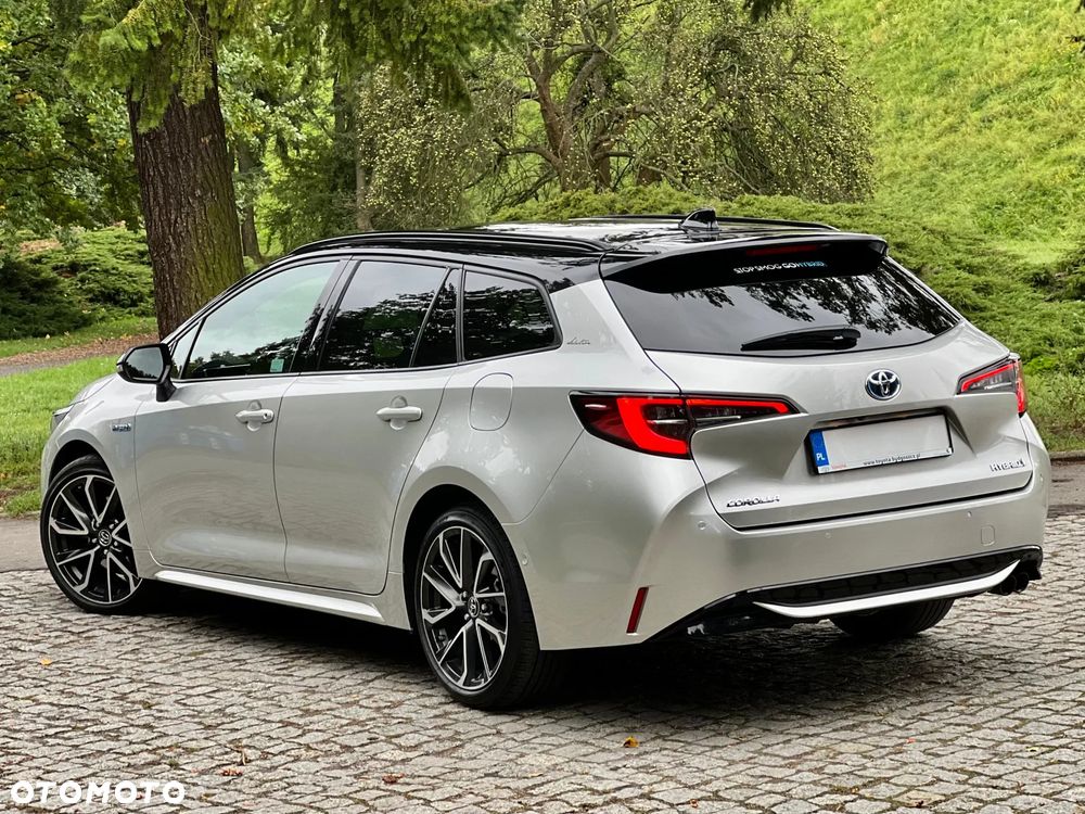 Toyota Corolla 2.0 Hybrid Selection - 6