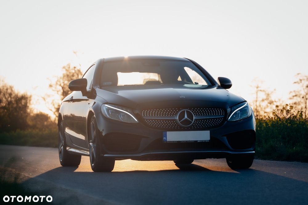 Mercedes-Benz Klasa C 200 4-Matic 9G-Tronic - 11