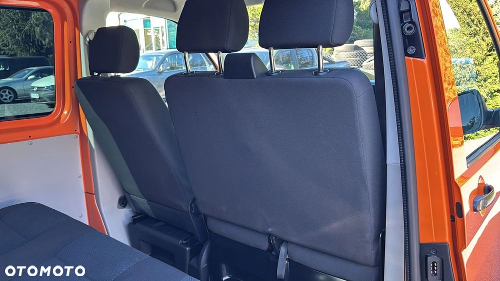 Volkswagen Transporter - 21