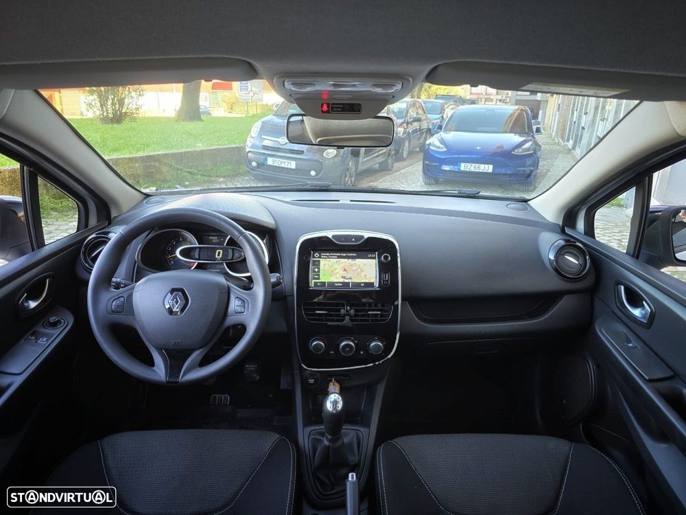 Renault Clio 1.5 dCi Dynamique S - 5