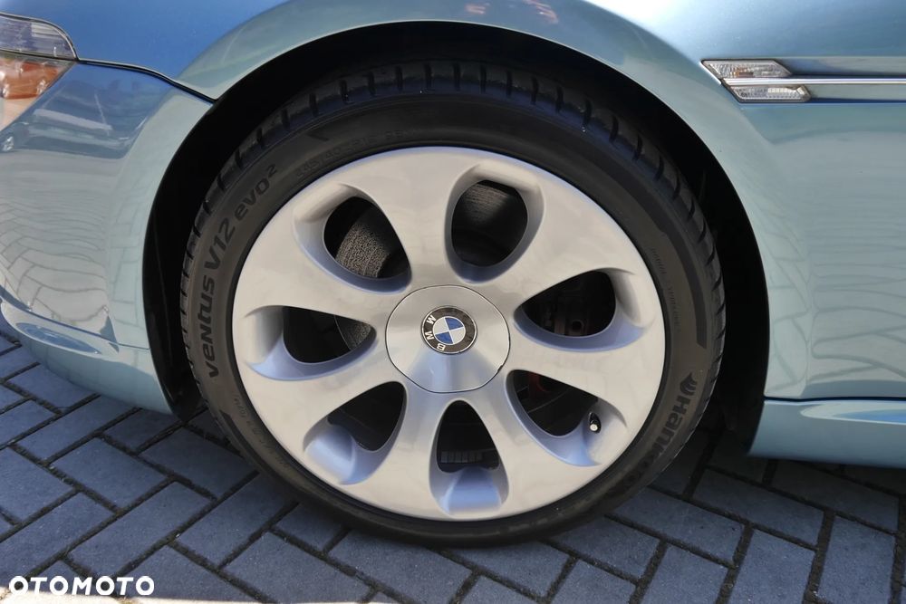 BMW Seria 6 650 i - 24
