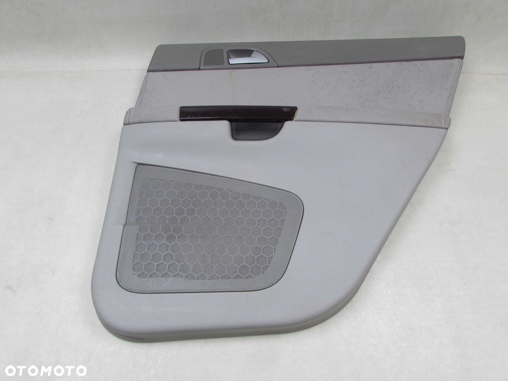 VOLVO V50 04-12 TAPICERKA BOCZEK DRZWI TYL PRAWY SKORA JASNA 39983273 - 1