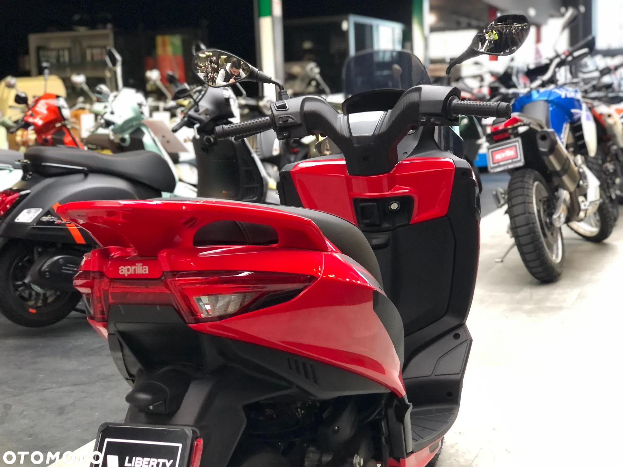 Aprilia SX - 12