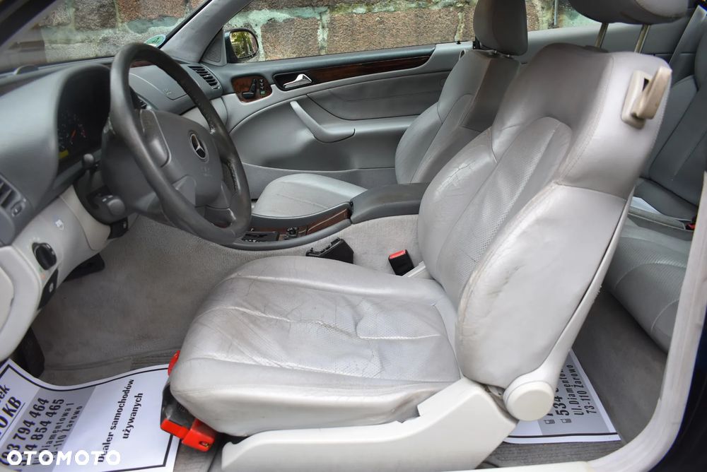 Mercedes-Benz CLK - 11