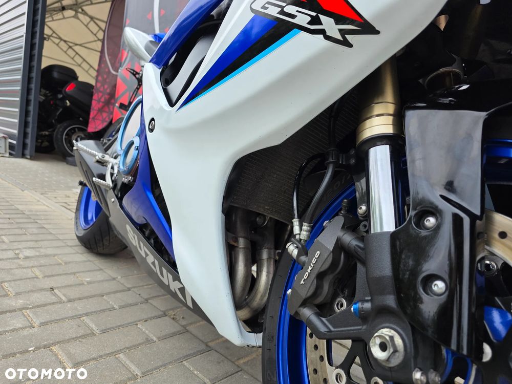 Suzuki GSX-R - 27