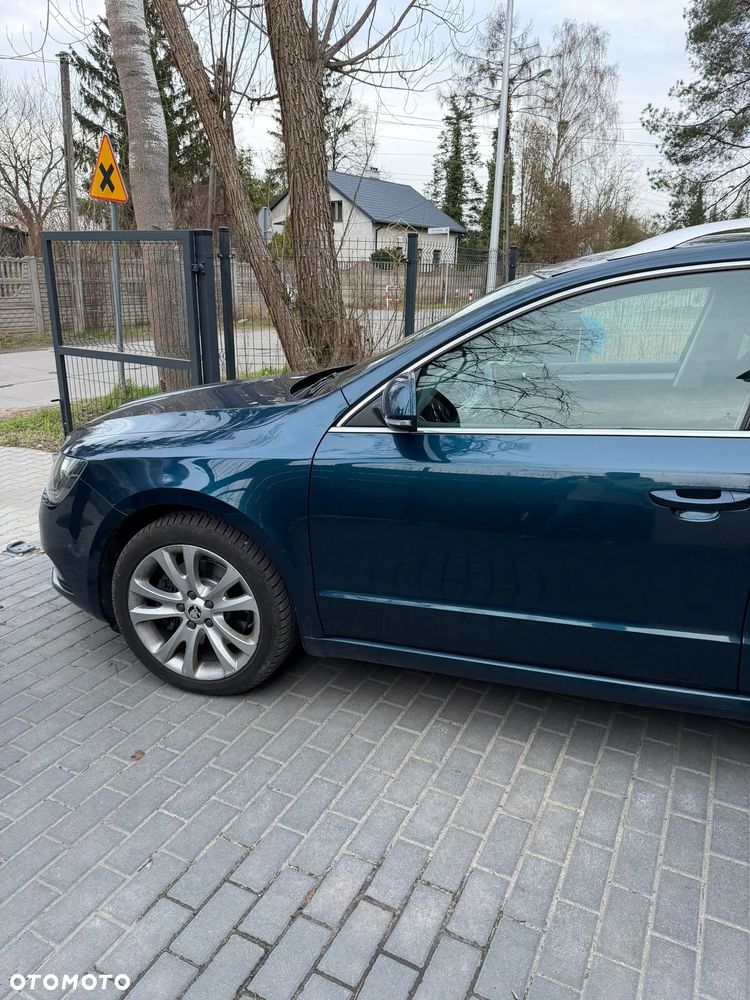 Skoda Superb 2.0 TDI 4x4 Elegance DSG - 3