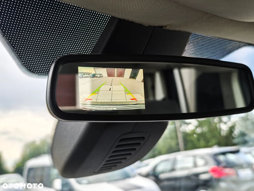 Ford Transit Connect - 13