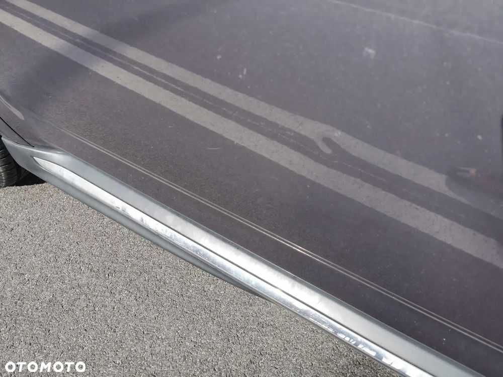 Mitsubishi Outlander 2.0 DID Instyle NAVI - 12