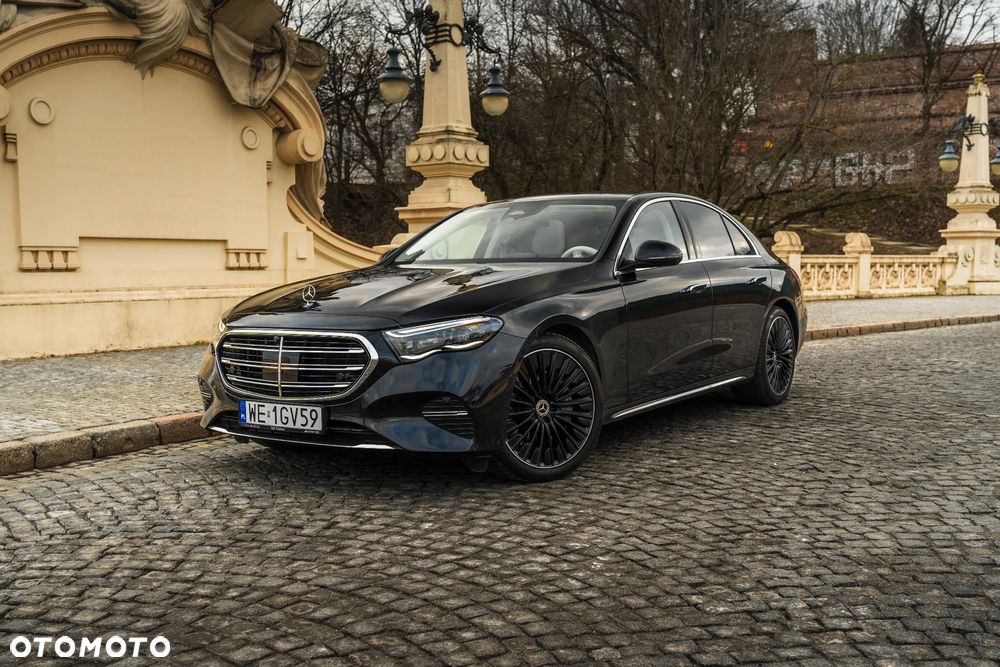 Mercedes-Benz Klasa E 220 d 4-Matic - 1