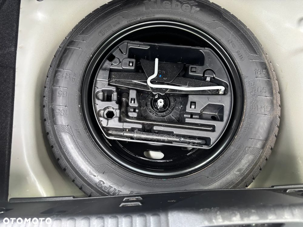Citroën C3 1.2 PureTech Feel - 30